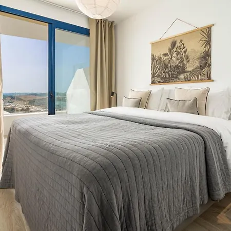 Daire One80- Stunning Penthouse With Sea Views