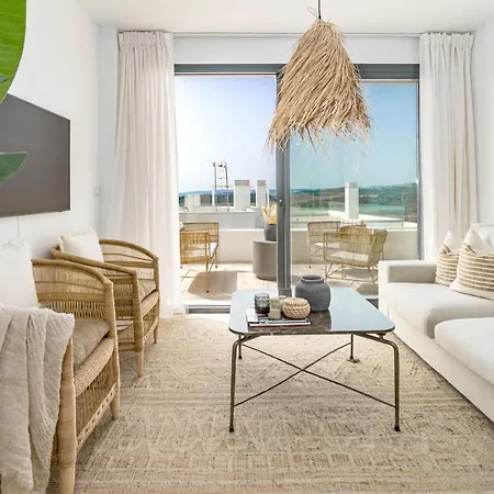One80- Stunning Penthouse With Sea Views Estepona
